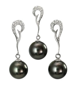 Komplet biżuterii z perłami Tahiti 9-10 mm (wzór QMK-EP-WG)