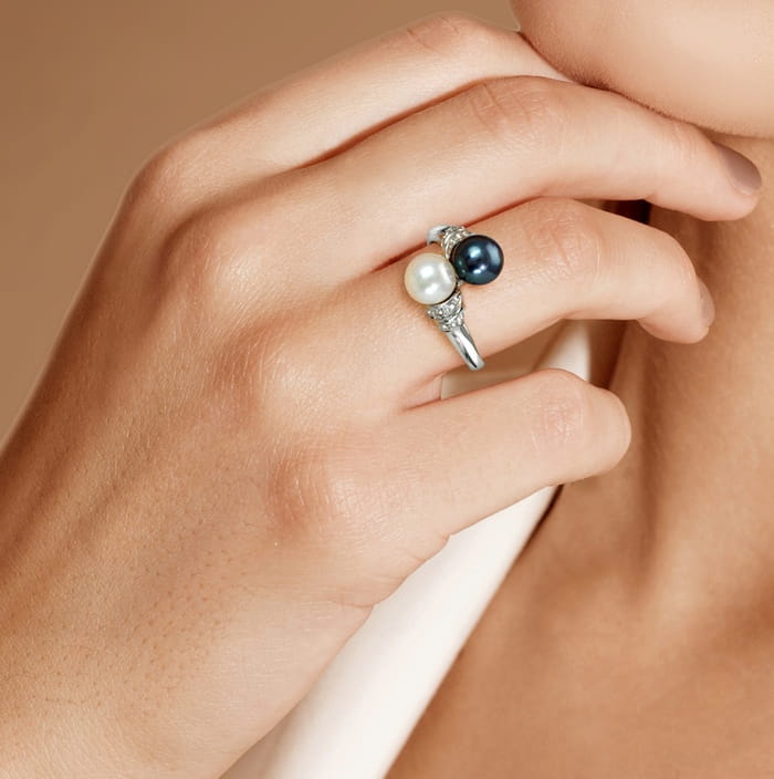 Pierścionek złoty z białą i czarną perłą Akoya RA2-70BW-WG14D-SIMC 2