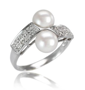 Pierścionek złoty z dwiema perłami Akoya (wzór FLT)