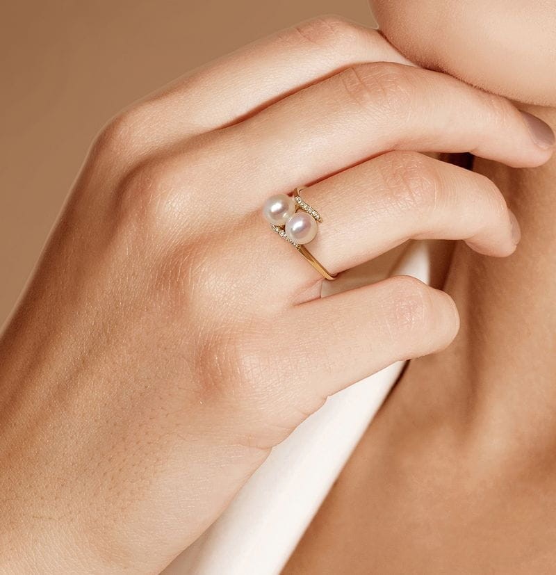 Złoty pierścionek z perłami Akoya RA2-60WW-YG14D-LWGT 3