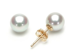 Złote kolczyki ze srebrnymi perłami 7-7,5 mm (wzór CSES)