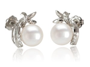 Kolczyki złote z perłami Akoya (wzór SHA)